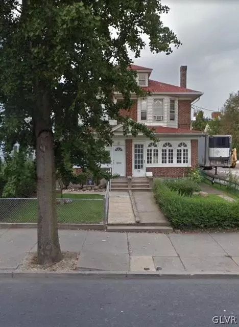 728 N Front St, Allentown, PA 18102