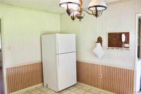 1843 Hampton Rd, Bethlehem, PA 18020 photo 5