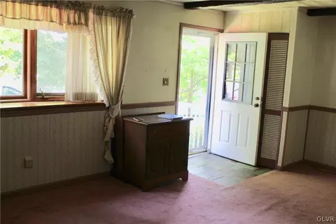 1843 Hampton Rd, Bethlehem, PA 18020 photo 8