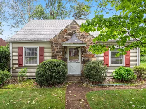 163 Jefferson St, Emmaus, PA 18049