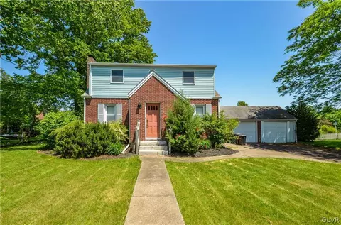 7 Maple St, Quakertown, PA 18951