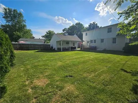 409 Maple Rd, Hellertown, PA 18055 photo 30