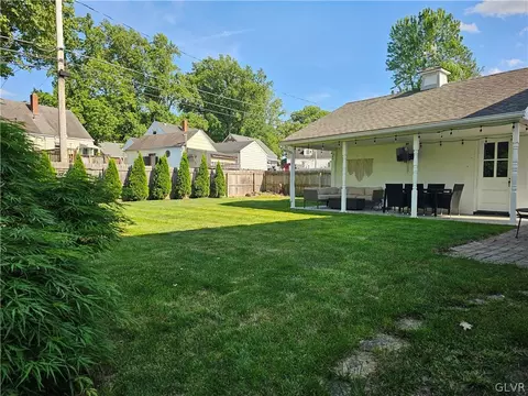 409 Maple Rd, Hellertown, PA 18055 photo 31