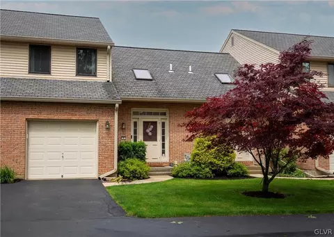 1201 Butztown Rd #6, Bethlehem, PA 18017