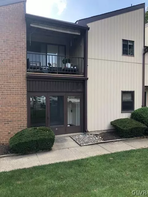1013 Village Round, Allentown, PA 18106