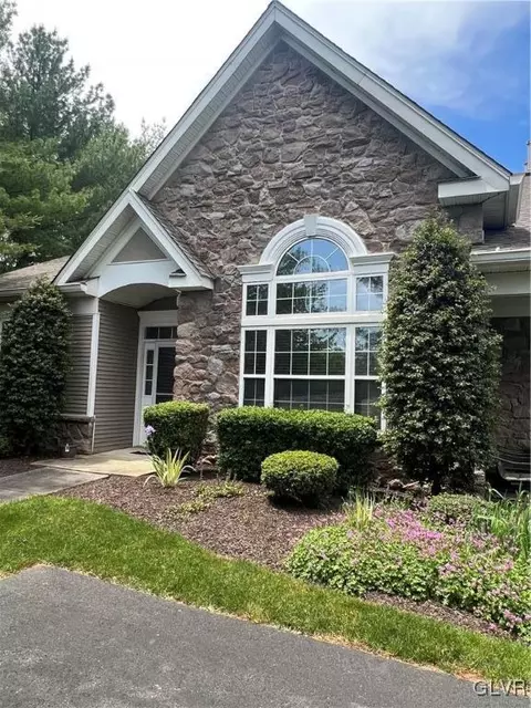 1872 Jeanine Way, Hellertown, PA 18055