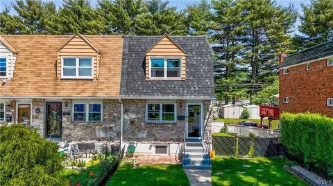 2025 Baker Dr, Allentown, PA 18103