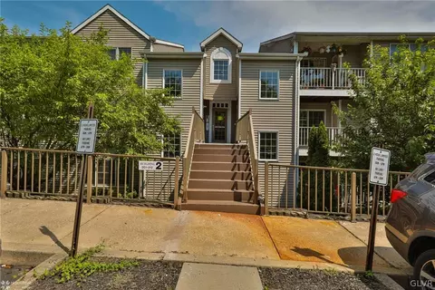 208 Canal Park, Easton, PA 18042