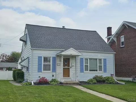 1017 Van Buren St, Allentown, PA 18109