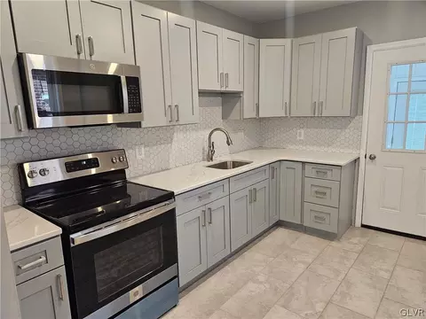 1773 Main St, Bethlehem, PA 18018 photo 8