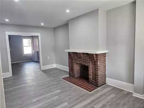 1773 Main St, Bethlehem, PA 18018 photo 5