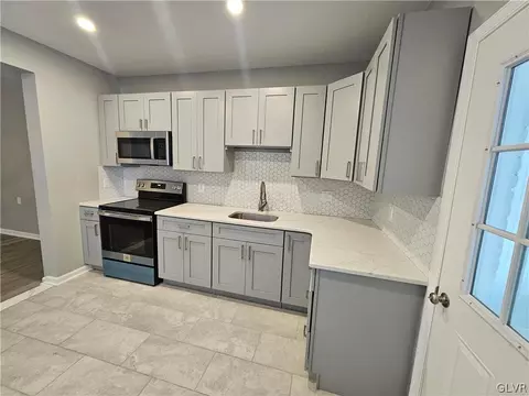 1773 Main St, Bethlehem, PA 18018 photo 10