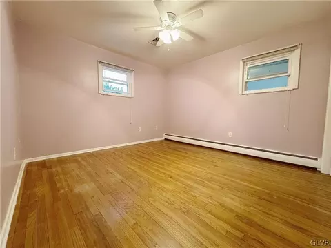 863 Elm Rd, Hellertown, PA 18055 photo 9