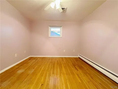 863 Elm Rd, Hellertown, PA 18055 photo 10