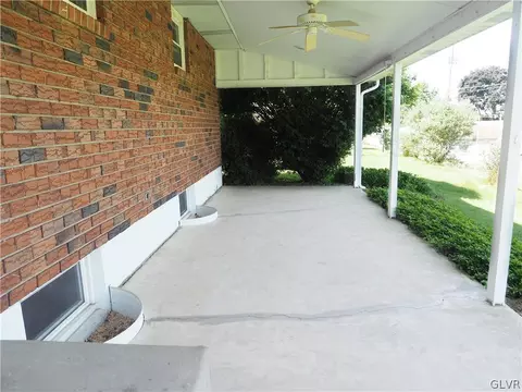 863 Elm Rd, Hellertown, PA 18055 photo 25