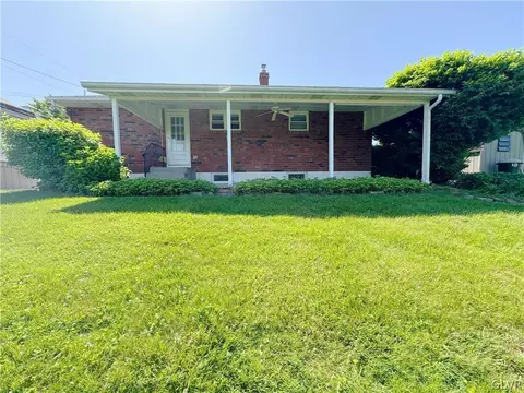 863 Elm Rd, Hellertown, PA 18055 photo 28