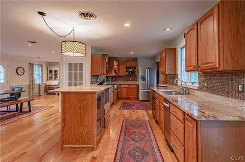 5500 Chenango Dr, Bethlehem, PA 18017 photo 12