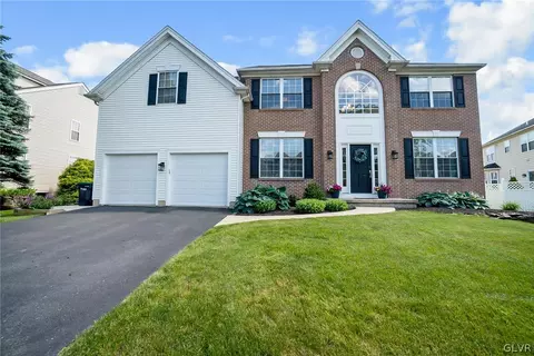5026 Derby Ln, Bethlehem, PA 18020