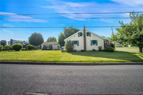 173 E 3rd St, Wind Gap, PA 18091 photo 26