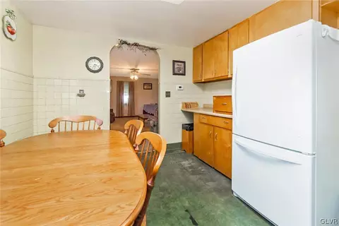 173 E 3rd St, Wind Gap, PA 18091 photo 10