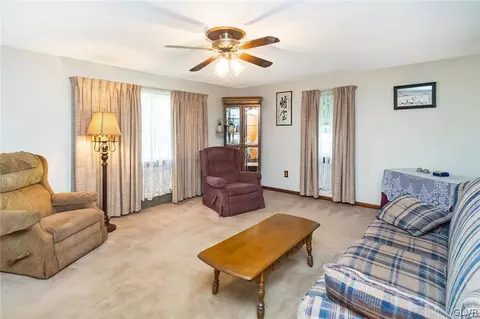 173 E 3rd St, Wind Gap, PA 18091 photo 6