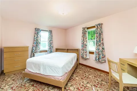 173 E 3rd St, Wind Gap, PA 18091 photo 12