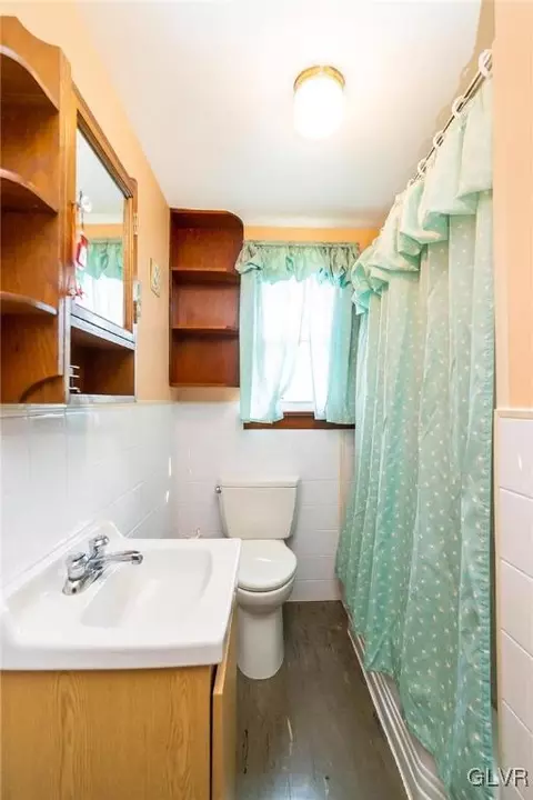 173 E 3rd St, Wind Gap, PA 18091 photo 15
