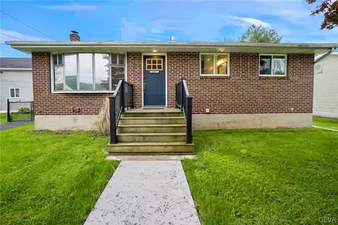 1621 Ravena St, Bethlehem, PA 18015