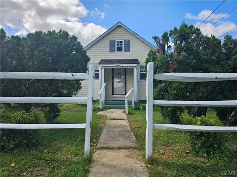 3610 Dewalt St, Bethlehem, PA 18020