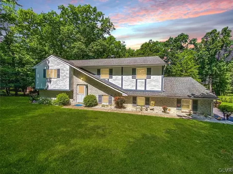 556 Pheasant Dr, Saylorsburg, PA 18353