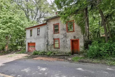 605 Frutchey Hill Rd, Forks Twp, PA 18040
