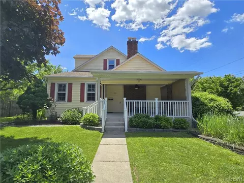 222 Pershing Blvd, Fullerton, PA 18052