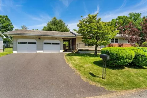 1629 Ravena St, Bethlehem, PA 18015