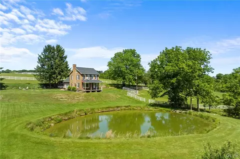 3166 Frontier Rd, Kutztown, PA 19530