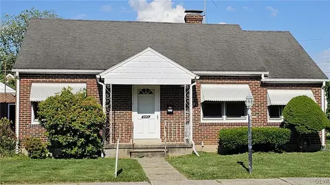 2042 Worthington Ave, Bethlehem, PA 18017