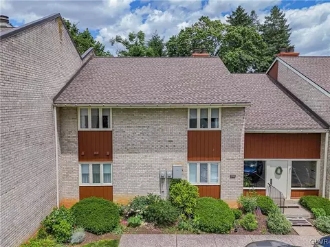 311 Carver Rive Dr #D, Bethlehem, PA 18017