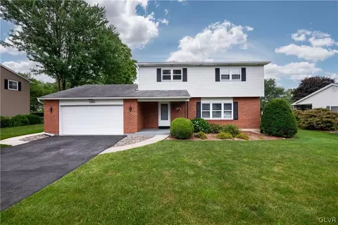7610 Catalpa Dr, Macungie, PA 18062