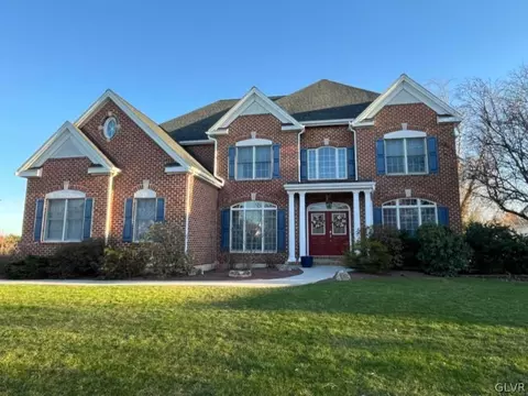 3210 Old Carriage Dr, Palmer Township, PA 18045