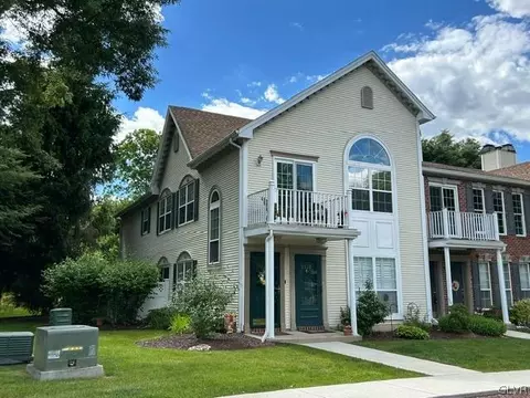 1916 Mattis St, Hellertown, PA 18055