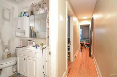 314 E Locust St, Bethlehem, PA 18018 photo 12