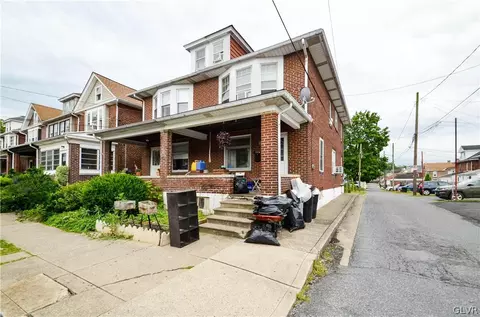 314 E Locust St, Bethlehem, PA 18018 photo 2