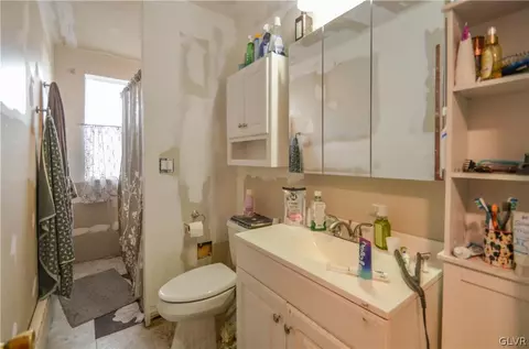 314 E Locust St, Bethlehem, PA 18018 photo 11