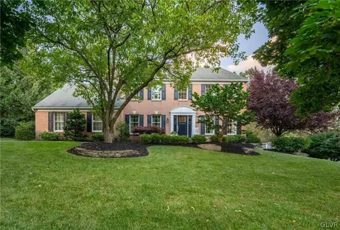 1219 Highland Dr, Macungie Twp, PA 18069