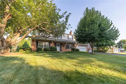 420 Iroquois St, Emmaus, PA 18049