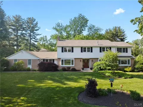 1465 Colesville Rd, Bethlehem, PA 18015
