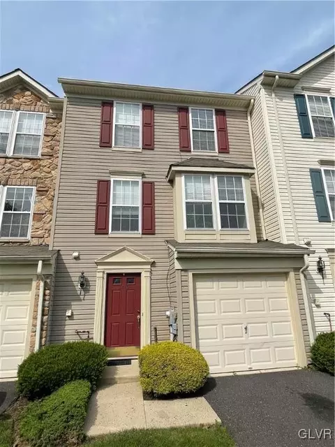 4610 Jasmine Dr, Saucon Twp, PA 18034