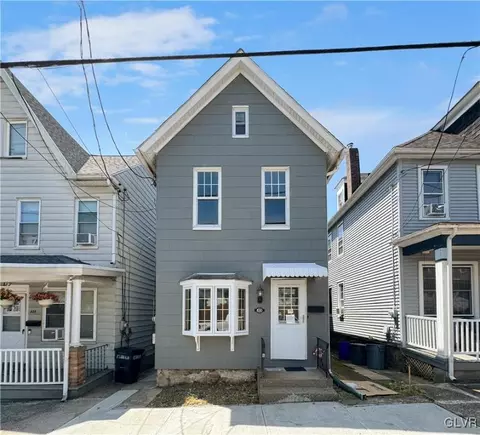 830 Bushkill St, Easton, PA 18042