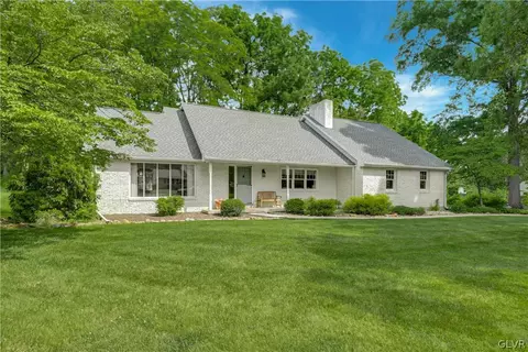 1912 Dartford Rd, Bethlehem, PA 18015