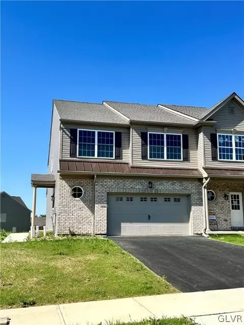 5264 Saddlebred Rd, South Whitehall Twp, PA 18014