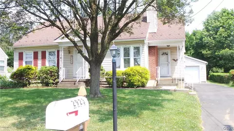 2923 Liberty St, Palmer Township, PA 18045